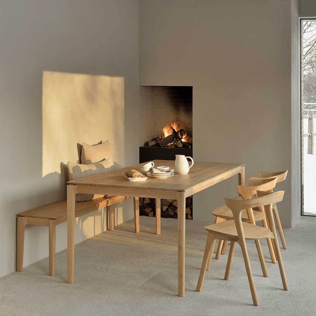 Bok dining table (new*)